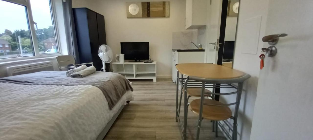 Stylish Home From Home Orpington Kültér fotó